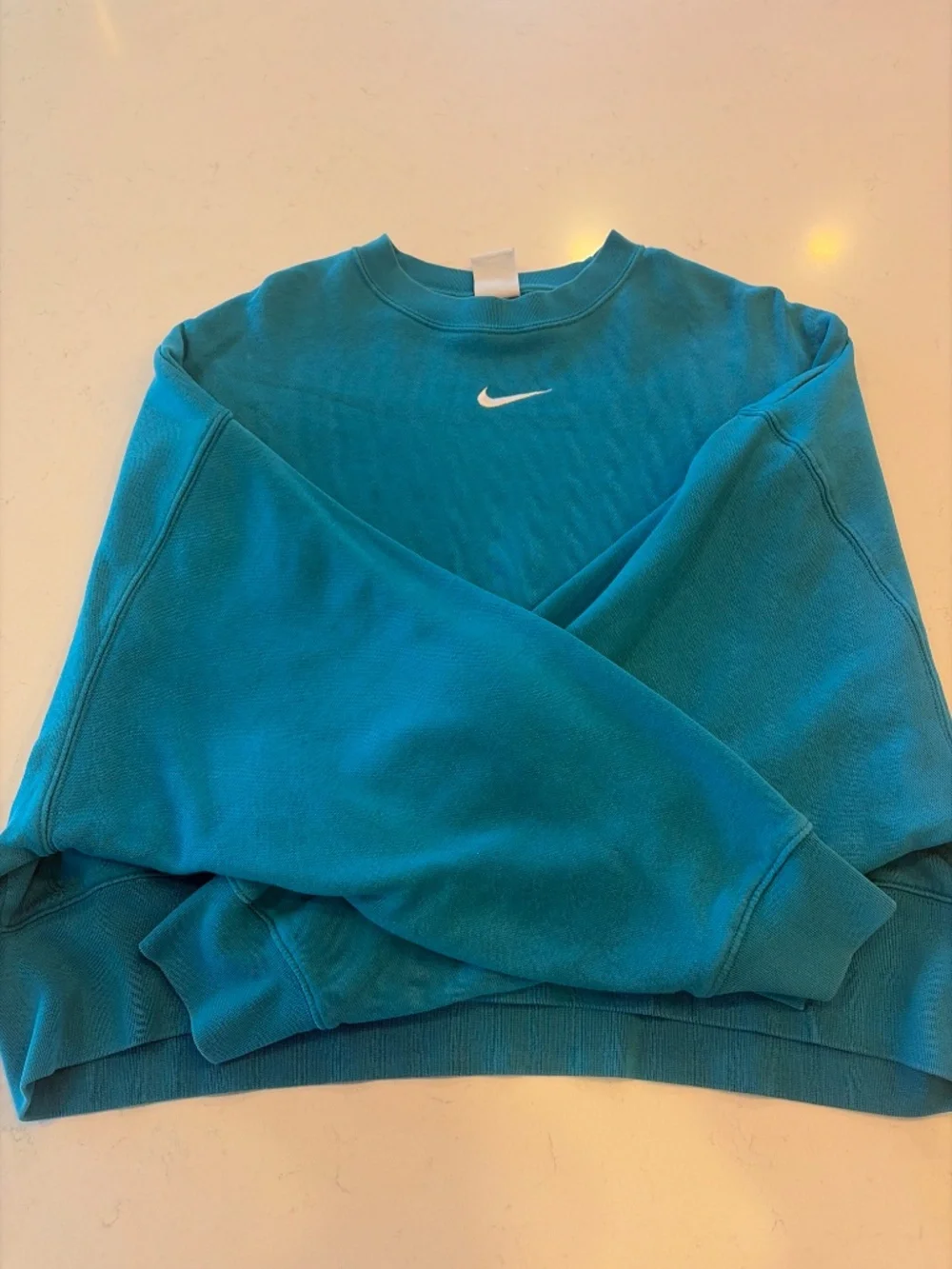 Nike woman’s sweatshirt